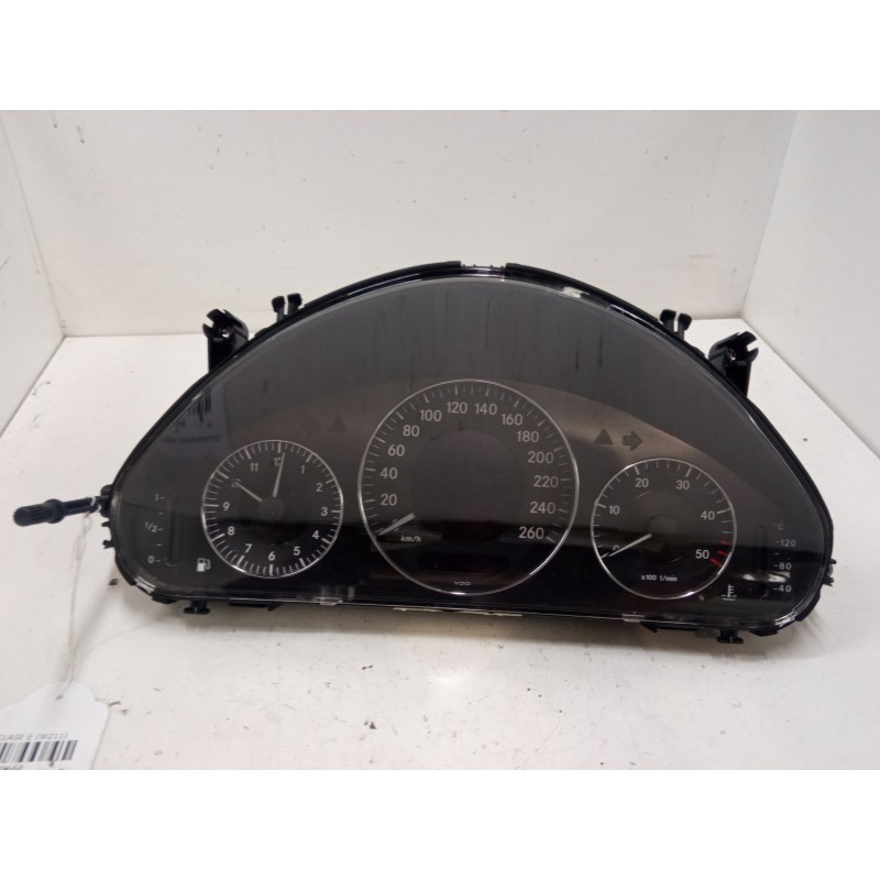 Recambio de cuadro instrumentos para mercedes-benz clase e (w211) e 270 cdi (211.016) referencia OEM IAM A2115407311  
