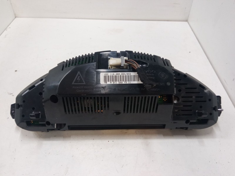 Recambio de cuadro instrumentos para mercedes-benz clase e (w211) e 270 cdi (211.016) referencia OEM IAM A2115407311  