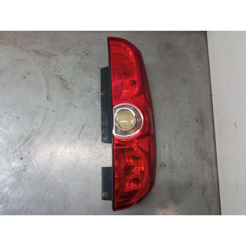 Recambio de piloto trasero derecho para fiat doblo caja/chasis (263_) 1.3 d multijet referencia OEM IAM 518106730  