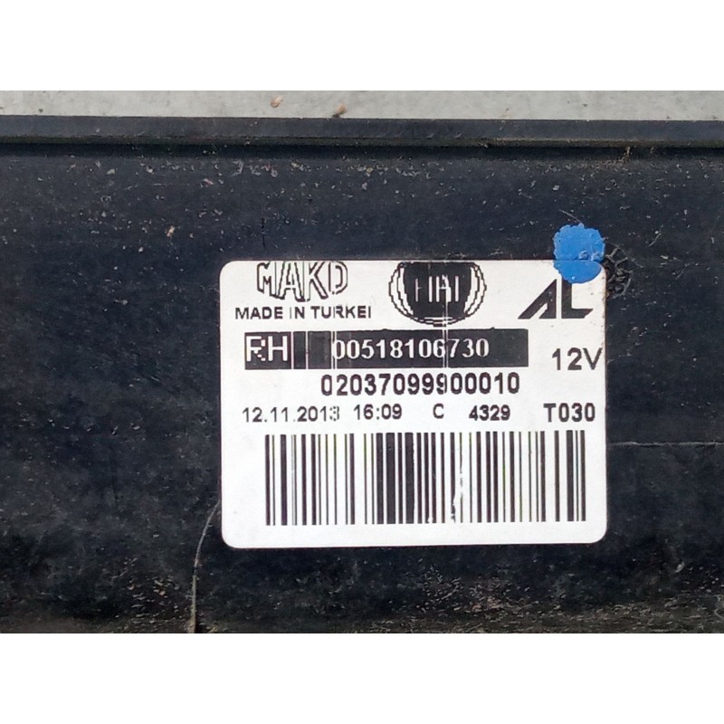 Recambio de piloto trasero derecho para fiat doblo caja/chasis (263_) 1.3 d multijet referencia OEM IAM 518106730  