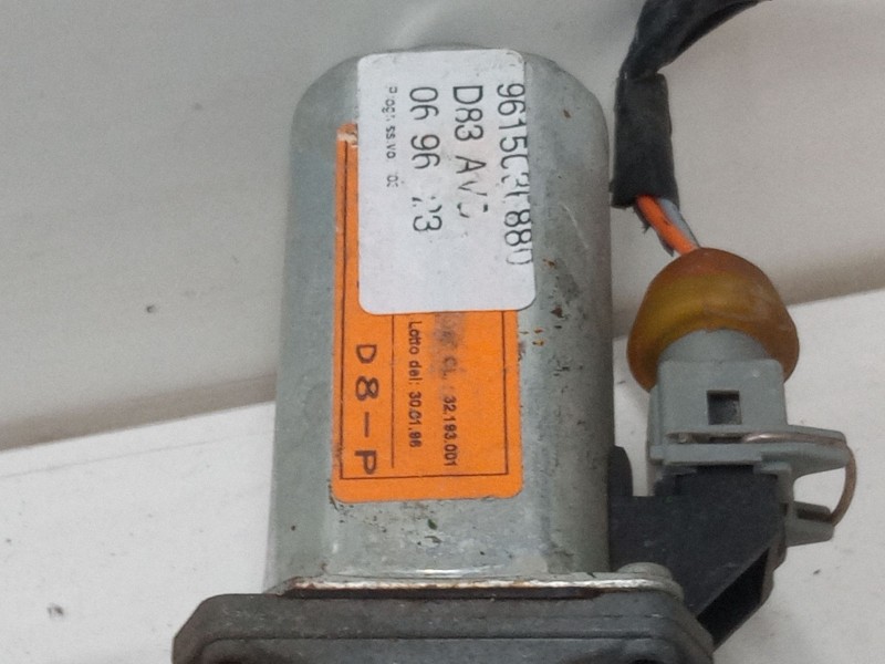 Recambio de elevalunas electrico delantero derecho para peugeot 406 (8b) 1.8 16v referencia OEM IAM 9615036880  