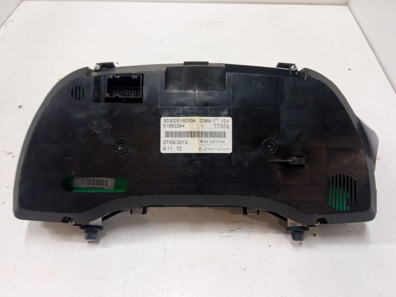 Recambio de cuadro instrumentos para fiat doblo caja/chasis (263_) 1.3 d multijet referencia OEM IAM 503005160104  