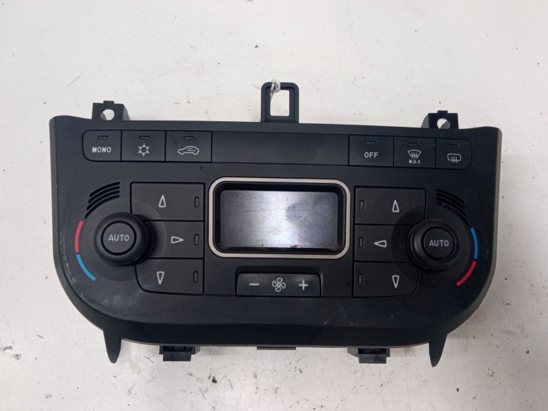 Recambio de mando climatizador para alfa romeo mito (955_) 1.4 tjet (955axa1b) referencia OEM IAM 156083390  