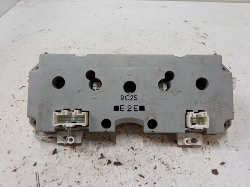 Recambio de mando climatizador para mazda 6 hatchback (gg) 2.0 di (gg14) referencia OEM IAM   