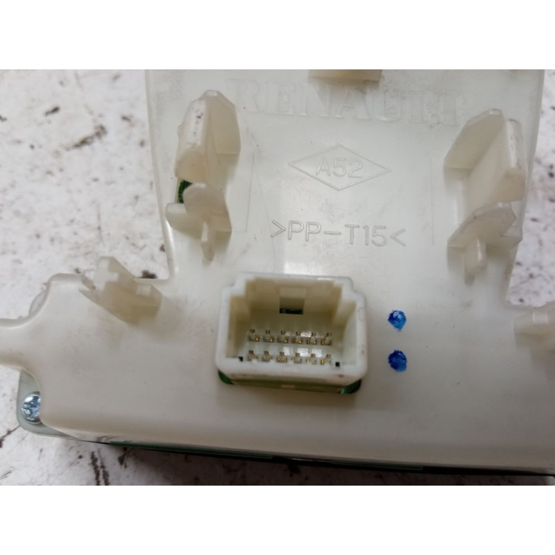 Recambio de mando climatizador para renault laguna iii (bt0/1) 1.5 dci (bt00, bt0a, bt0t, bt1j) referencia OEM IAM 275100001R  