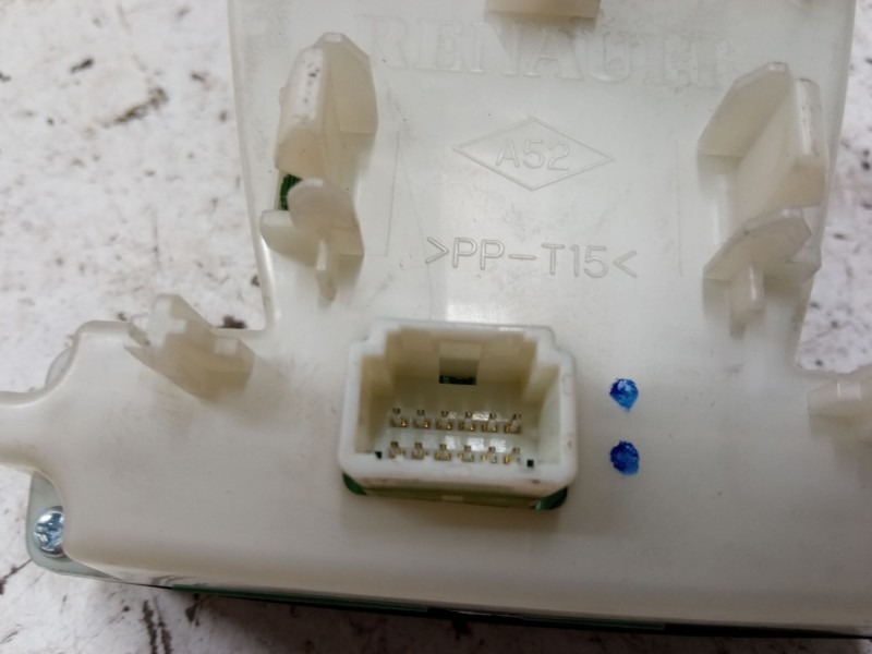 Recambio de mando climatizador para renault laguna iii (bt0/1) 1.5 dci (bt00, bt0a, bt0t, bt1j) referencia OEM IAM 275100001R  