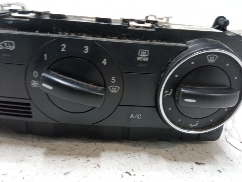 Recambio de mando climatizador para mercedes-benz clase a (w169) a 180 cdi (169.007, 169.307) referencia OEM IAM A1698301785  