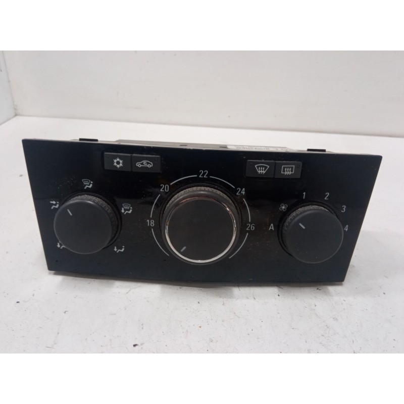 Recambio de mando climatizador para opel zafira / zafira family b (a05) 1.7 cdti (m75) referencia OEM IAM 90151370  