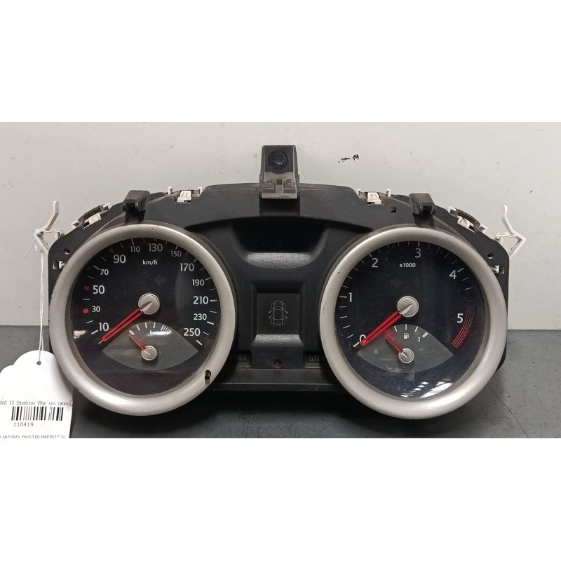 Recambio de cuadro instrumentos para renault megane ii station wagon (km0/1_) 1.5 dci (km02, km13) referencia OEM IAM 8200399695