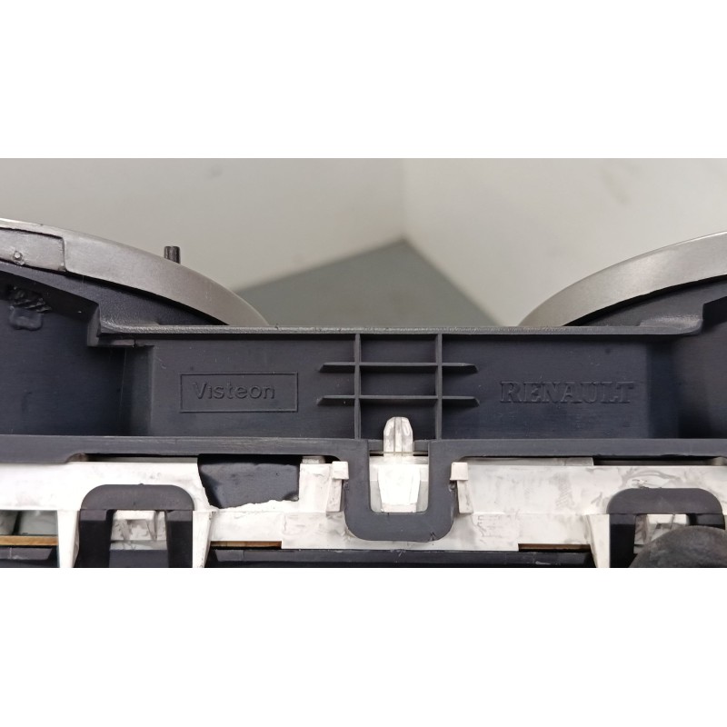 Recambio de cuadro instrumentos para renault megane ii station wagon (km0/1_) 1.5 dci (km02, km13) referencia OEM IAM 8200399695