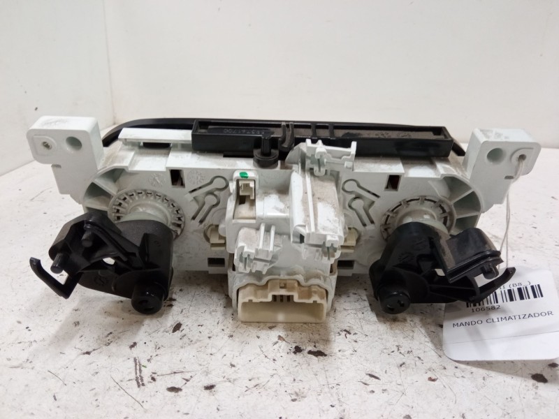 Recambio de mando climatizador para dacia sandero ii (b8_) 1.5 dci 75 / blue dci 75 (b8jw, b8m4, b8ah, b8m7, b8m6) referencia OE