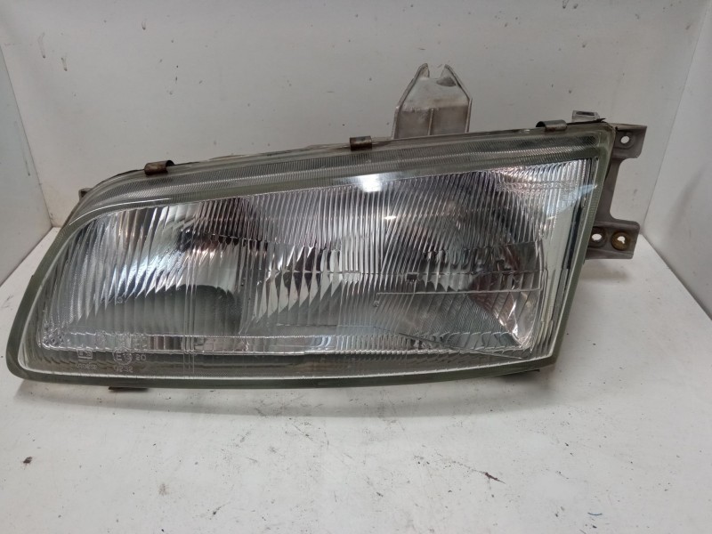Recambio de faro izquierdo para hyundai h-1 / starex autobús (a1) 2.5 tci referencia OEM IAM   
