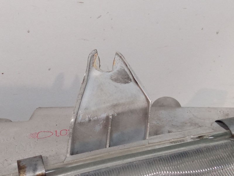 Recambio de faro izquierdo para hyundai h-1 / starex autobús (a1) 2.5 tci referencia OEM IAM   