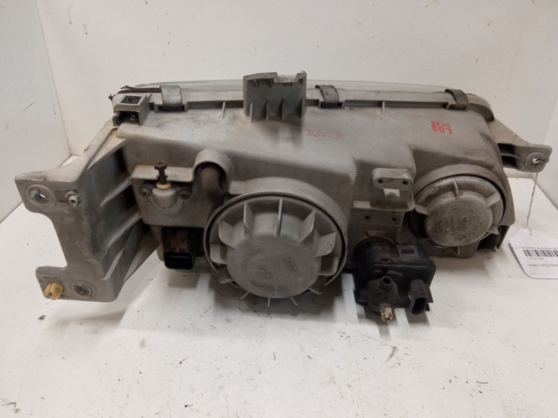 Recambio de faro izquierdo para hyundai h-1 / starex autobús (a1) 2.5 tci referencia OEM IAM   