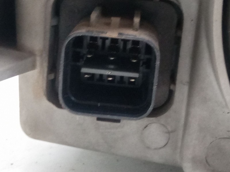 Recambio de faro izquierdo para hyundai h-1 / starex autobús (a1) 2.5 tci referencia OEM IAM   