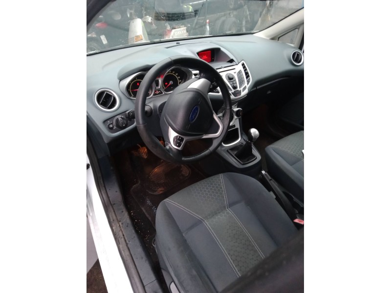 ford fiesta vi (cb1, ccn) del año 2010