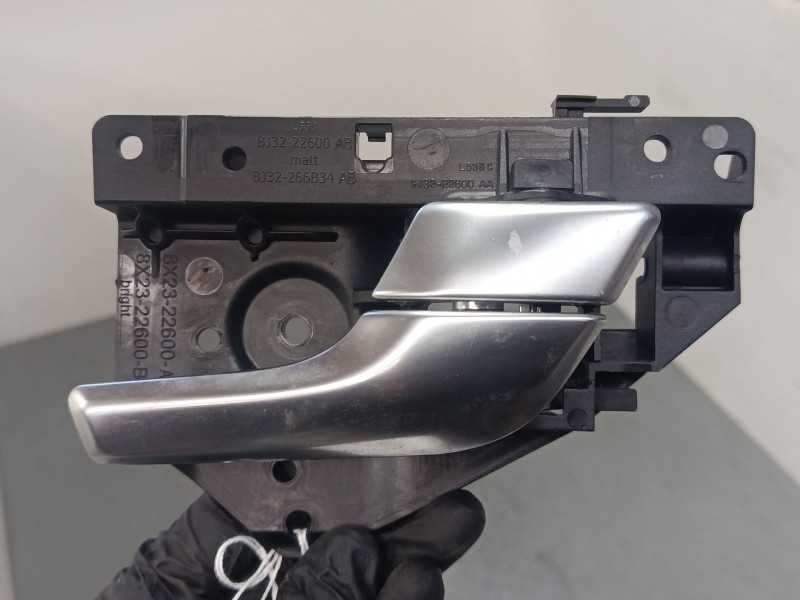 Recambio de maneta interior puerta delantera derecha para land rover range rover evoque (l538) 2.0 d referencia OEM IAM BJ322260