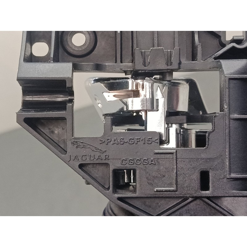 Recambio de maneta interior puerta delantera derecha para land rover range rover evoque (l538) 2.0 d referencia OEM IAM BJ322260