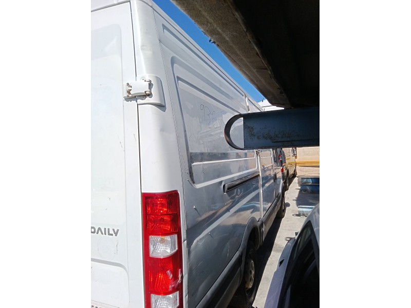 iveco daily v furgoneta del año 2013