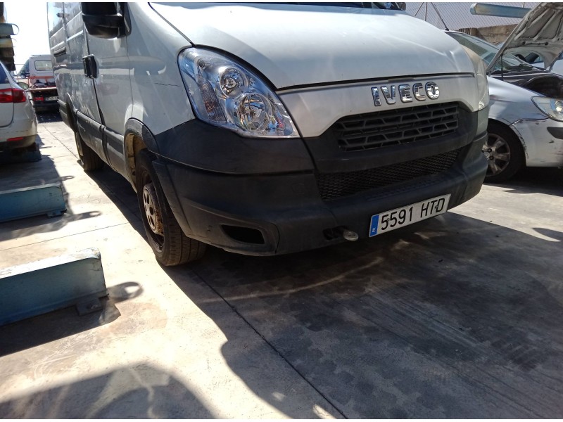 iveco daily v furgoneta del año 2013