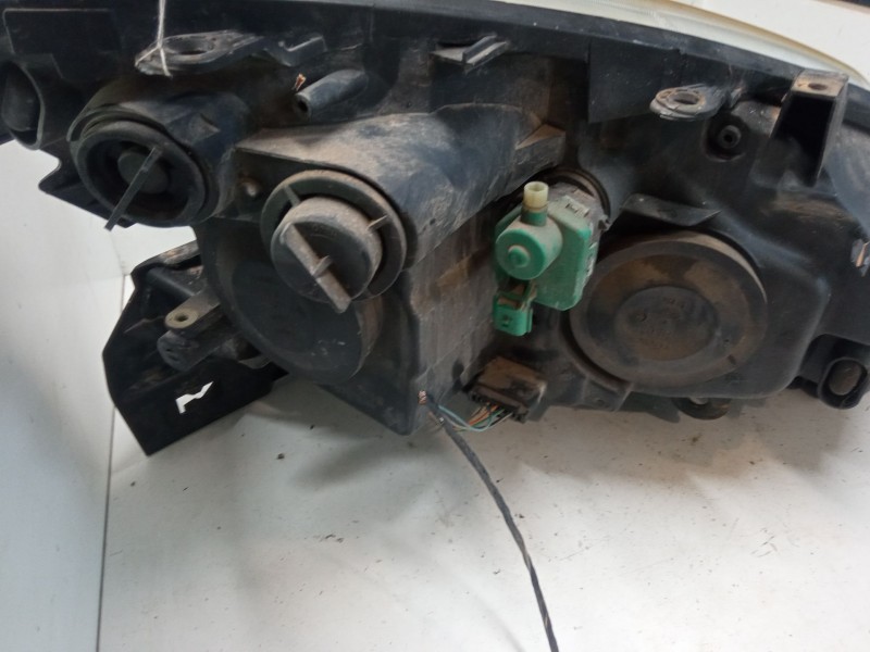 Recambio de faro izquierdo para renault scénic ii (jm0/1_) 1.5 dci (jm1e, jm16) referencia OEM IAM   