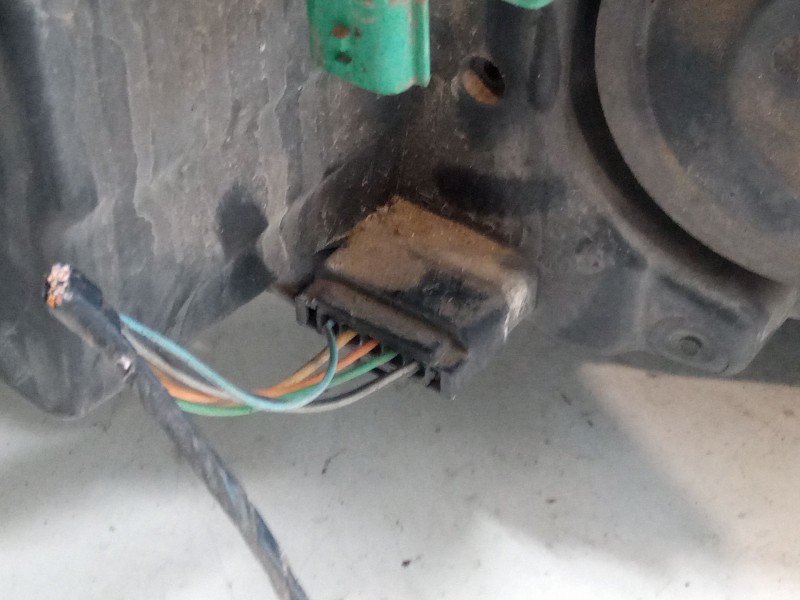 Recambio de faro izquierdo para renault scénic ii (jm0/1_) 1.5 dci (jm1e, jm16) referencia OEM IAM   