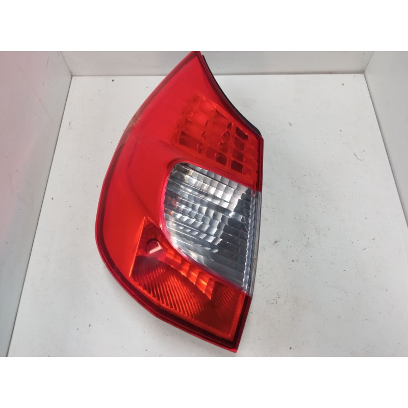 Recambio de piloto trasero izquierdo para renault scénic ii (jm0/1_) 1.5 dci (jm1e, jm16) referencia OEM IAM 8200474328A  