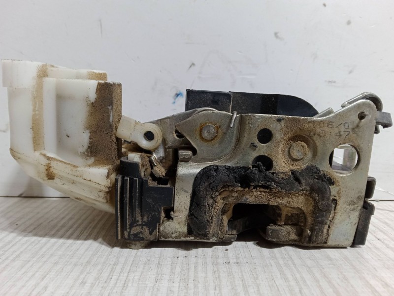 Recambio de cerradura puerta trasera derecha para fiat punto furgoneta/hatchback (188_) 1.2 60 referencia OEM IAM   