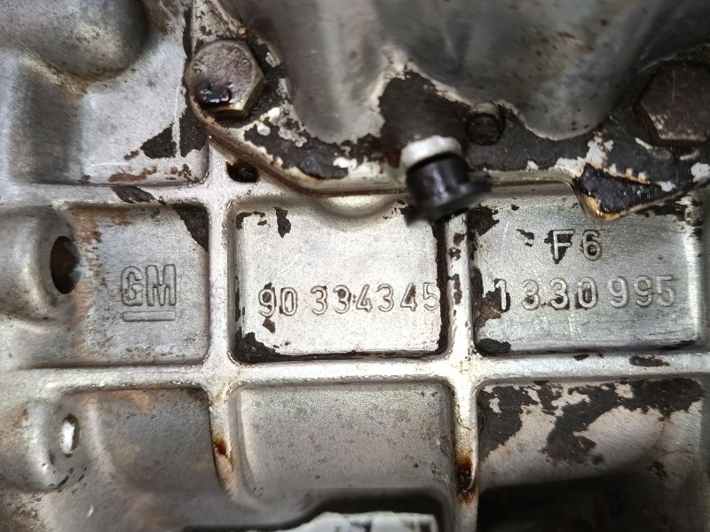 Recambio de caja de cambios manual 5 velocidades para opel corsa b (s93) 1.2 i (f08, f68, m68) referencia OEM IAM 90334345  