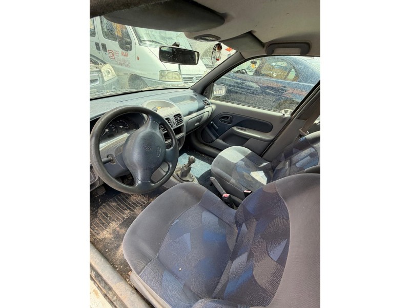 renault clio i (b/c57_, 5/357_) del año 1998