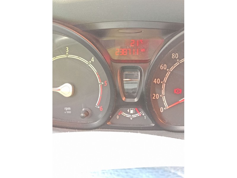ford fiesta vi (cb1, ccn) del año 2010