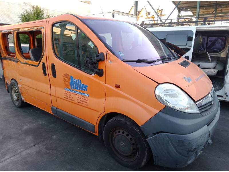 opel vivaro a autobús (x83) del año 2018