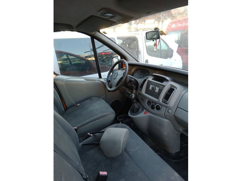 opel vivaro a autobús (x83) del año 2018