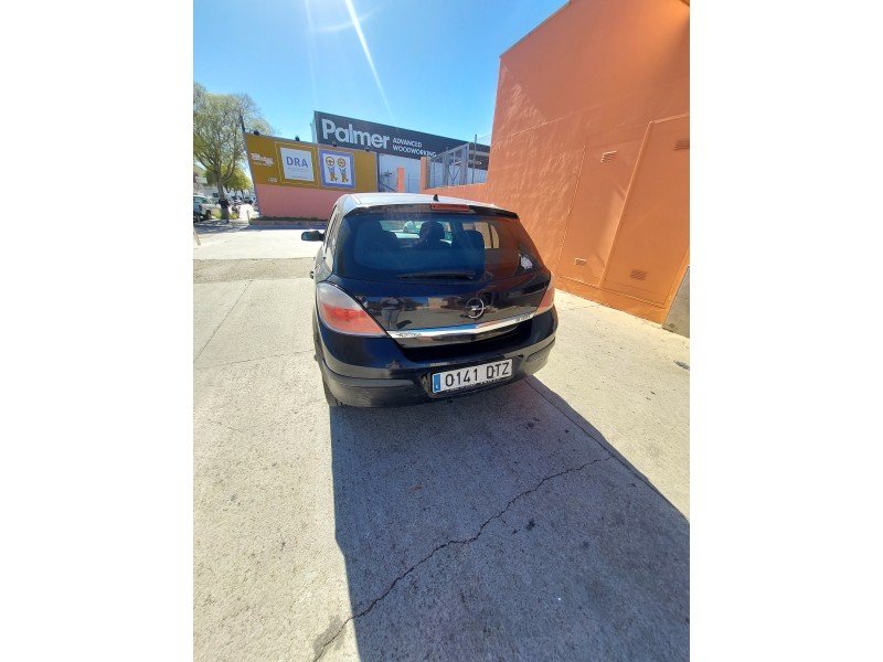opel astra h (a04) del año 2005