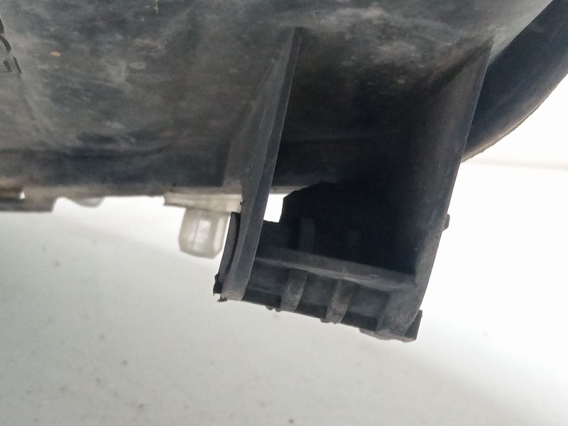 Recambio de faro derecho para ford focus i (daw, dbw) 1.6 16v referencia OEM IAM   