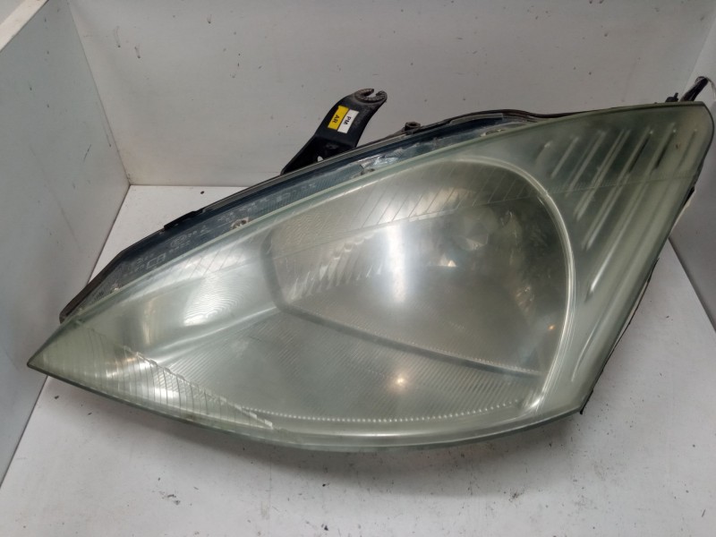 Recambio de faro izquierdo para ford focus i (daw, dbw) 1.6 16v referencia OEM IAM   