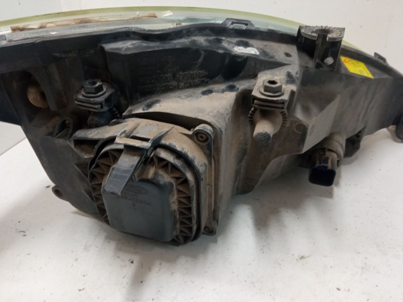 Recambio de faro izquierdo para ford focus i (daw, dbw) 1.6 16v referencia OEM IAM   