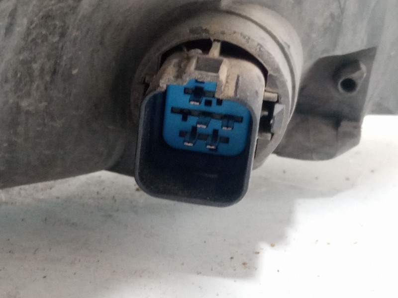 Recambio de faro izquierdo para ford focus i (daw, dbw) 1.6 16v referencia OEM IAM   