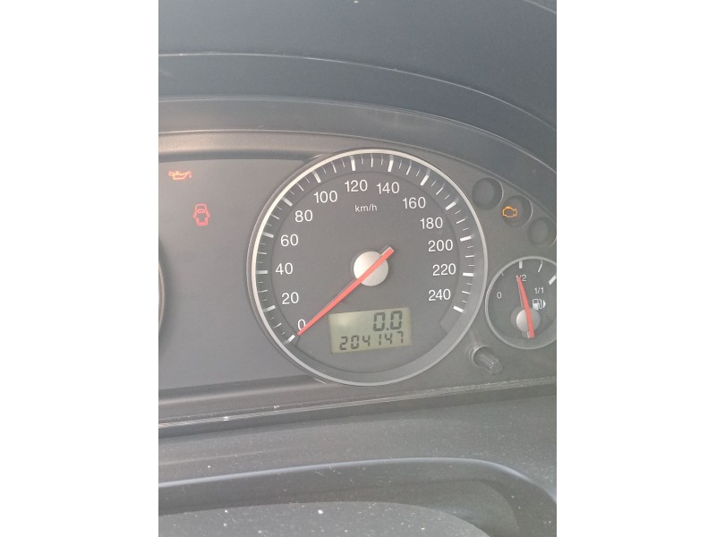 ford mondeo iii sedán (b4y) del año 2004