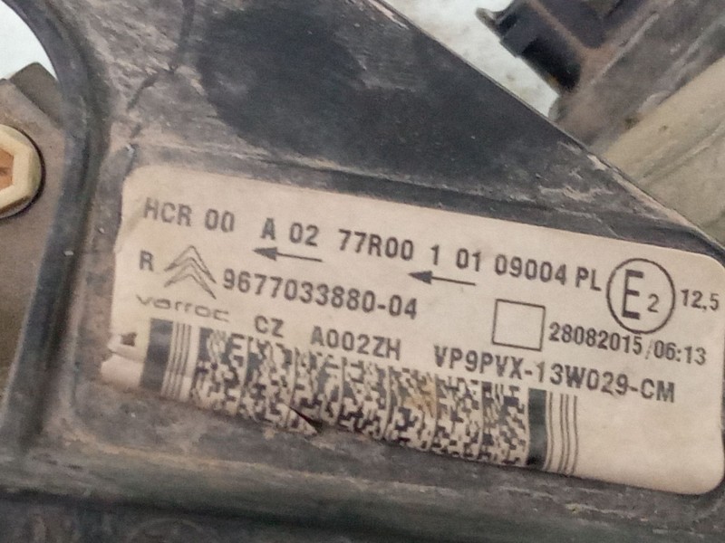 Recambio de faro derecho para citroën c3 ii (sc_) 1.2 vti 82 referencia OEM IAM 967703388004  