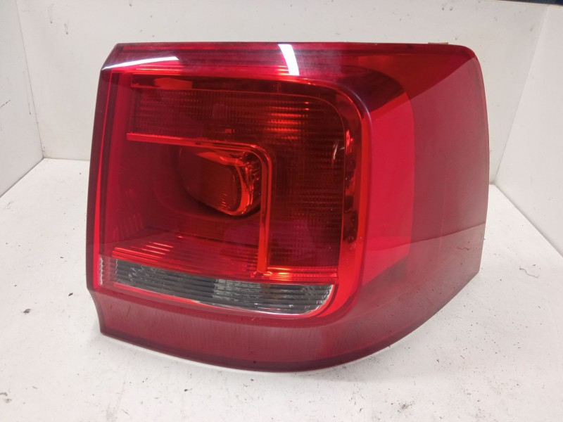 Recambio de piloto trasero derecho para volkswagen sharan (7m8, 7m9, 7m6) 2.0 tdi referencia OEM IAM   