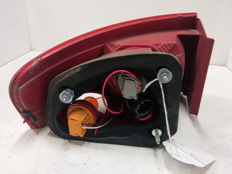 Recambio de piloto trasero derecho para seat altea (5p1) 1.9 tdi referencia OEM IAM 5P8945096A  