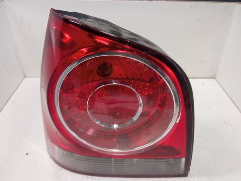 Recambio de piloto trasero izquierdo para volkswagen polo iv (9n_, 9a_) 1.4 16v referencia OEM IAM   