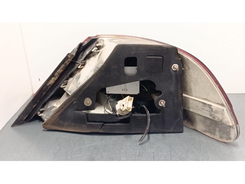 Recambio de piloto trasero izquierdo para bmw 7 (e65, e66, e67) 730 d referencia OEM IAM 155513  