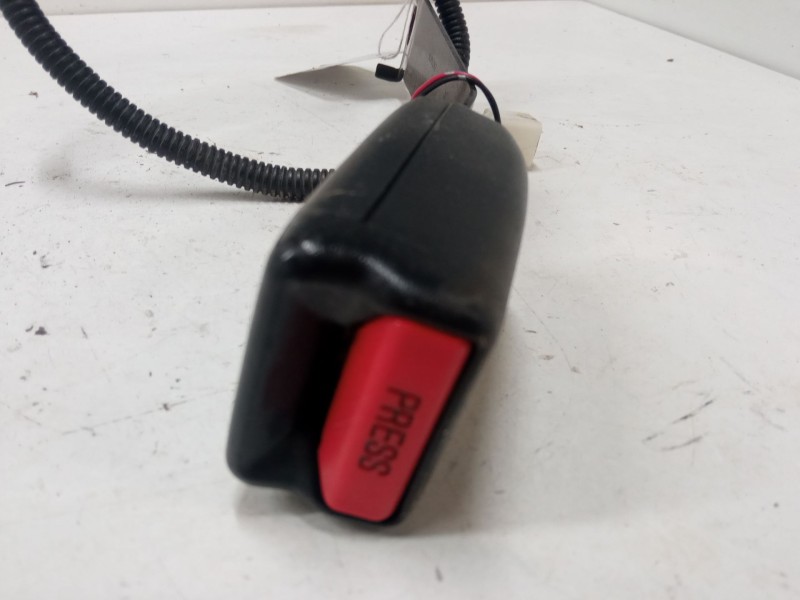 Recambio de anclaje cinturon delantero izquierdo para honda civic viii hatchback (fn, fk) 2.2 ctdi (fk3) referencia OEM IAM   