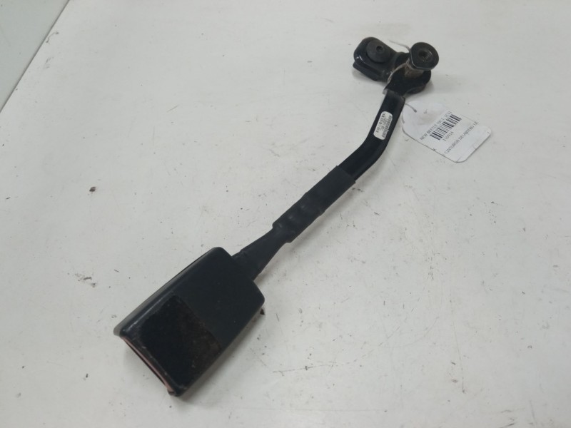 Recambio de anclaje cinturon delantero izquierdo para volkswagen new beetle (9c1, 1c1) 1.9 tdi referencia OEM IAM   