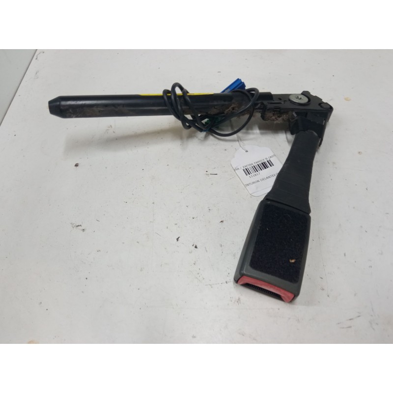Recambio de anclaje cinturon delantero izquierdo para opel zafira / zafira family b (a05) 1.7 cdti (m75) referencia OEM IAM   