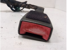 Recambio de anclaje cinturon delantero izquierdo para opel zafira / zafira family b (a05) 1.7 cdti (m75) referencia OEM IAM    2