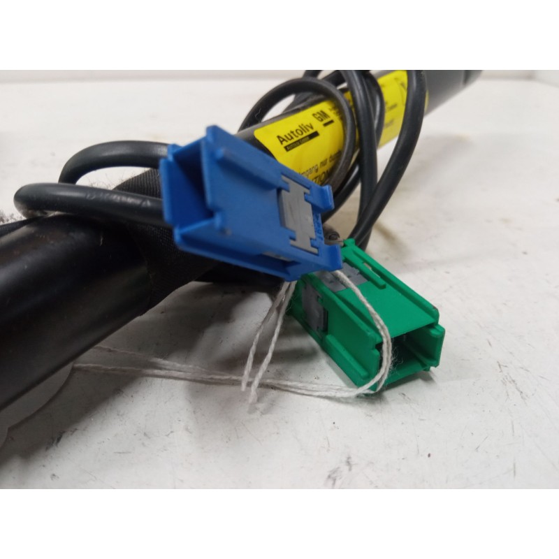 Recambio de anclaje cinturon delantero izquierdo para opel zafira / zafira family b (a05) 1.7 cdti (m75) referencia OEM IAM   
