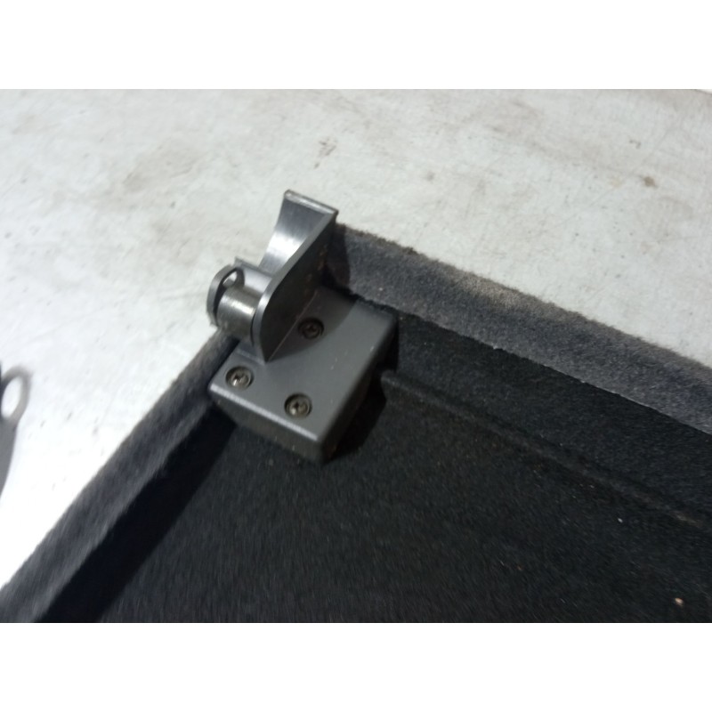 Recambio de bandeja trasera para opel corsa c (x01) 1.2 twinport (f08, f68) referencia OEM IAM   